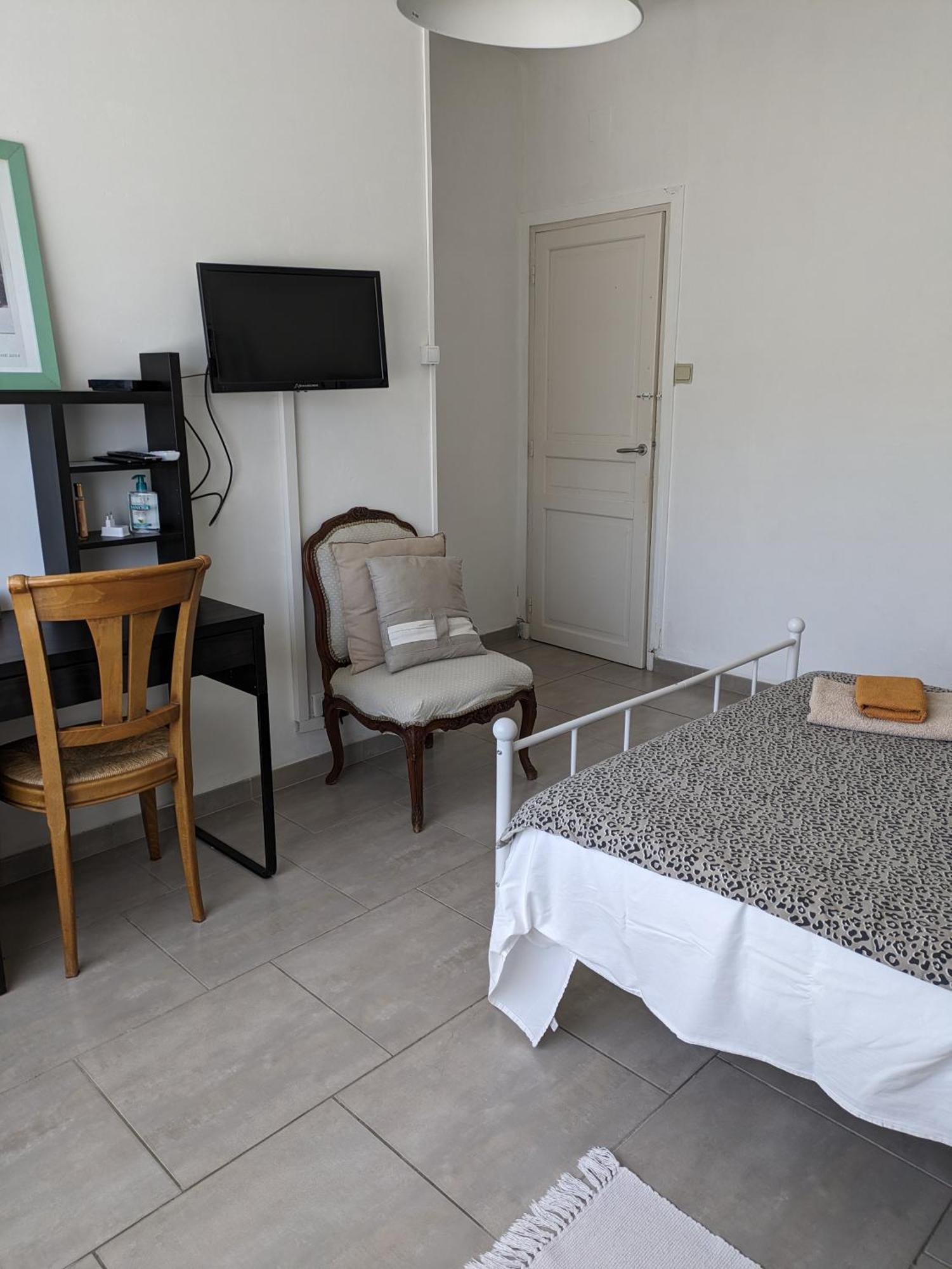 Homestay Maison D'hote Du Jas
