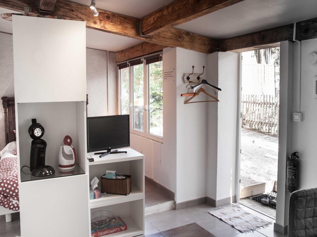 Maison D'hote Du Jas Homestay *